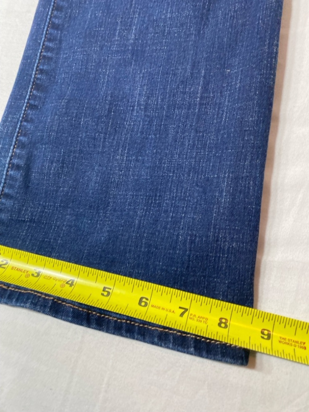 Levi's Classic Bootcut Blue Jeans Women’s Size 28 - Picture 10 of 13